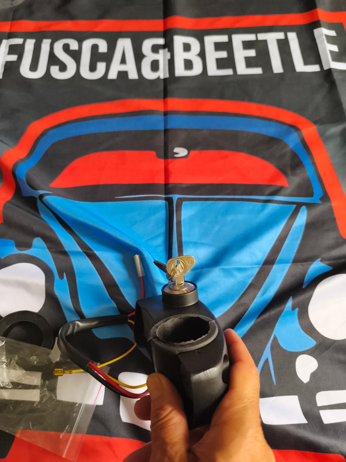 Ignition/steering lock with 2 keys compatible with Volkswagen Type 1 Bug 58-67 Ghia 58-67-