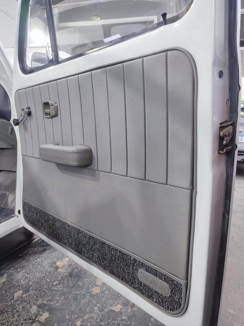 Kit forró portas personalizados  Britax feito a mão 