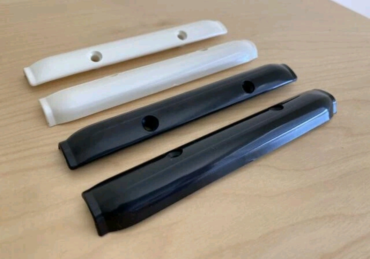 Pop-out hinge covers for VW Beetle safari windows