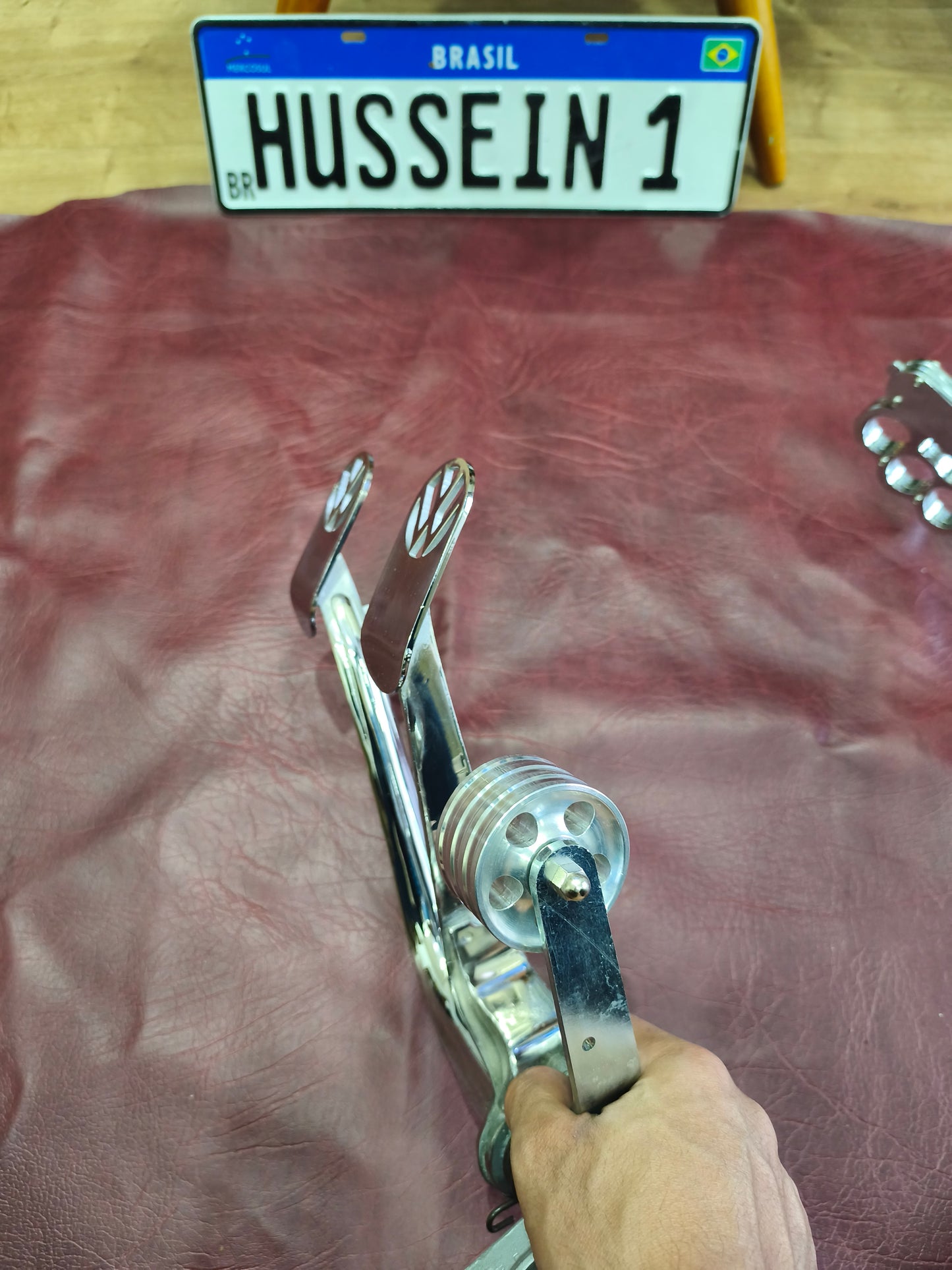 Chrome Crankset Logo Vw W/ Roller Beetle/brasilia/buggy AIRCOOLED