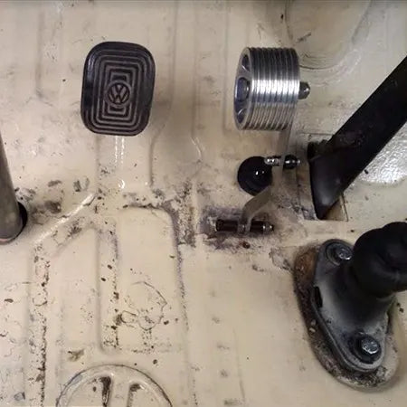 Roller accelerator for VW Kombi bus - van with screws