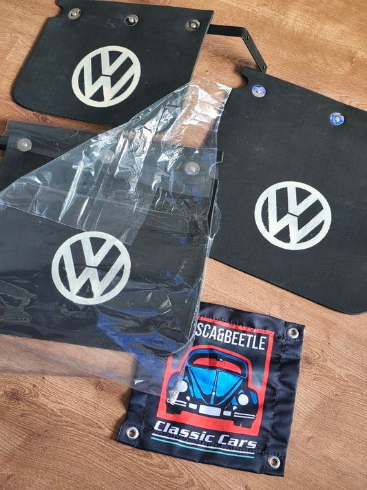 Mud flaps with brackets, compatible with VW Beetle Bug 1968–79 classic kit, black rubber.