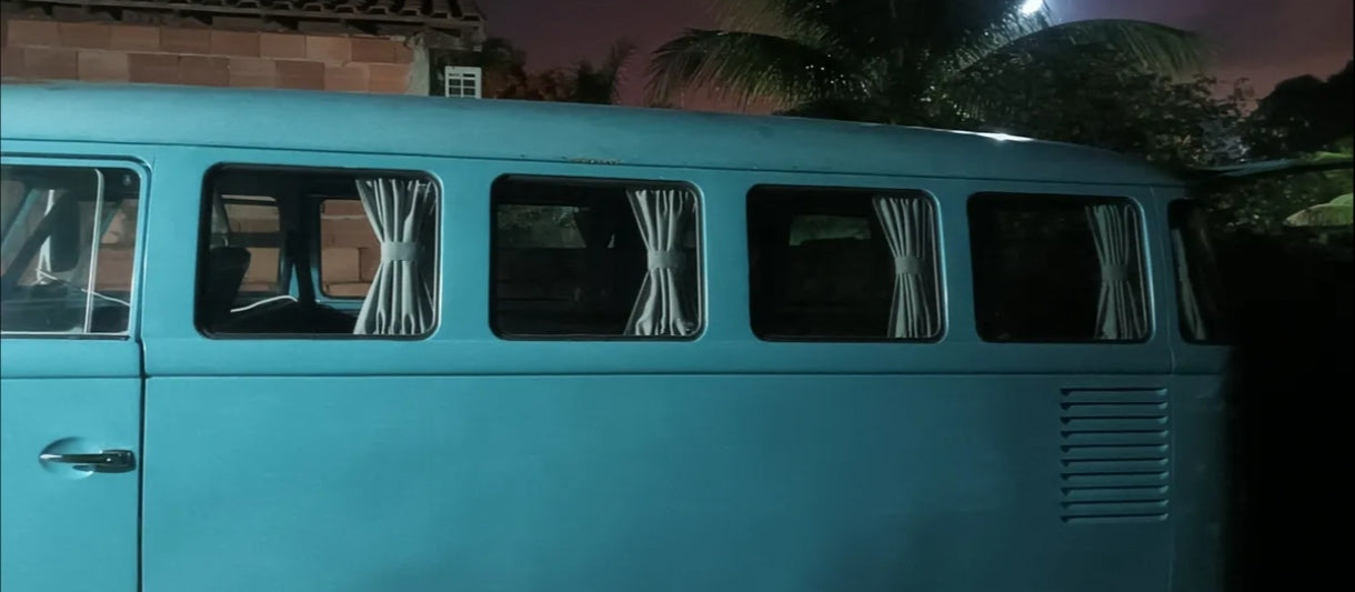 Set of curtains for VW Kombi vans up to 1975 (Corux model, Vovozinha model) and Kombi Clipper models up to 1996 low roof model