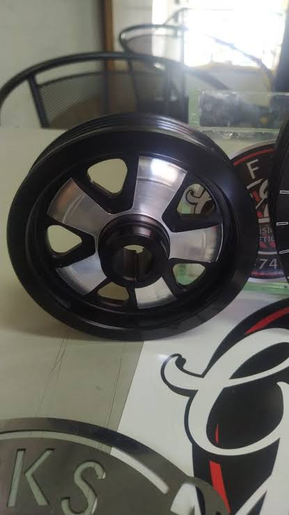 Poly-V pulley kit with phonic wheel for VW Air-cooled / Beetle and derivatives (Black Fuchs)
