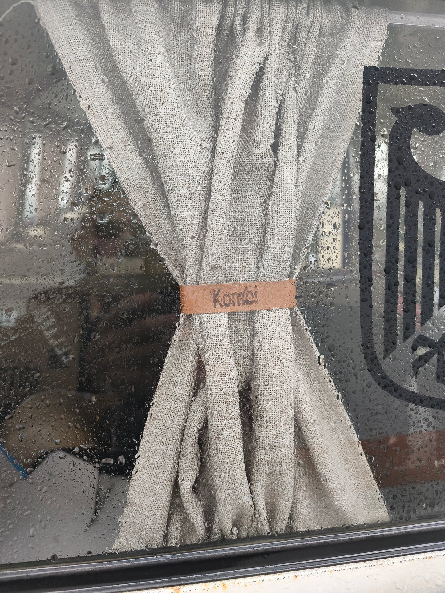 Set of curtains for VW Kombi vans up to 1975 (Corux model, Vovozinha model) and Kombi Clipper models up to 1996 low roof model