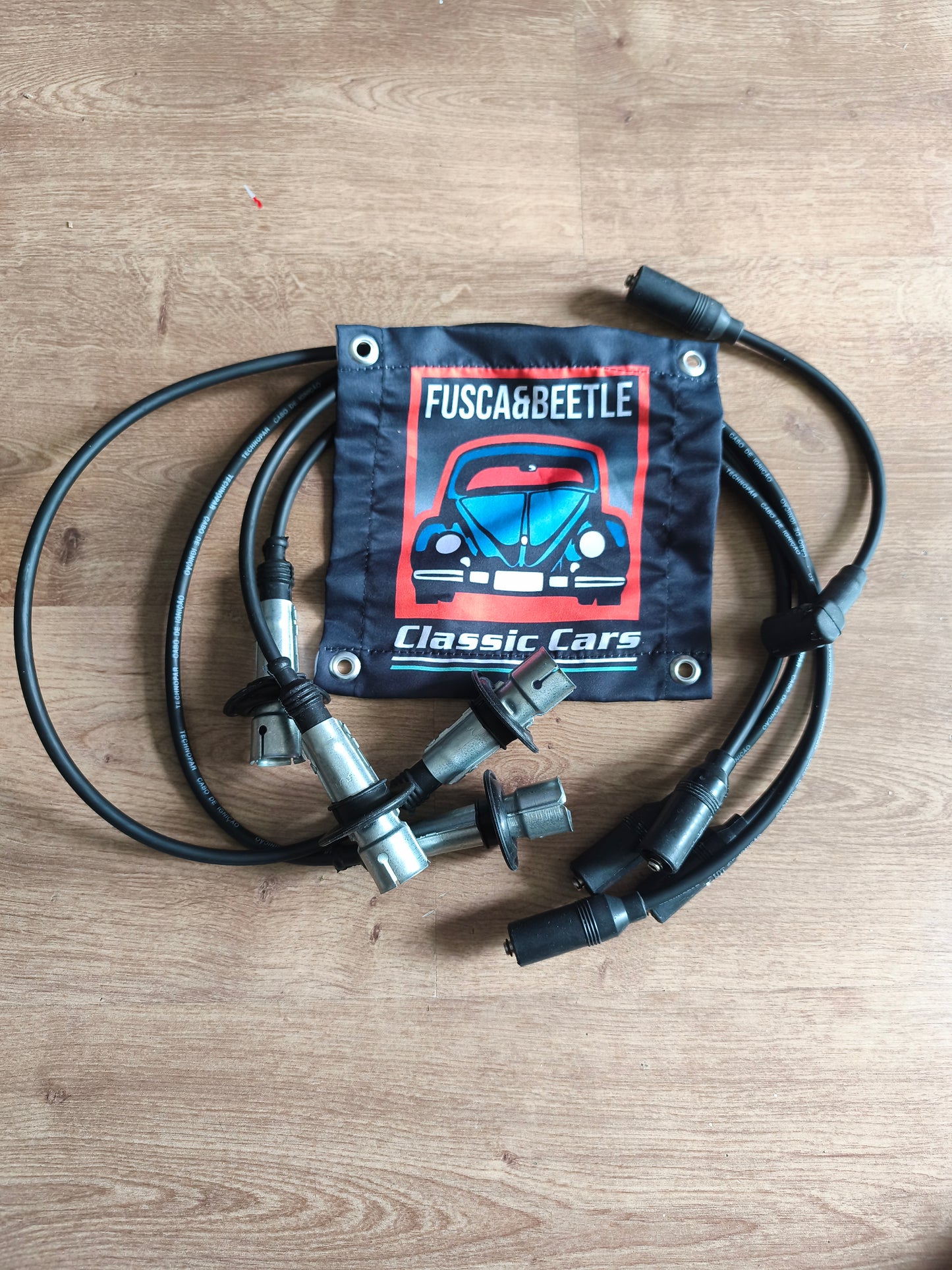 Ignition cable and spark plug assembly 27588 for VW Volkswagen Bug 1300 - 1500-1600 to 2337cc 8mm