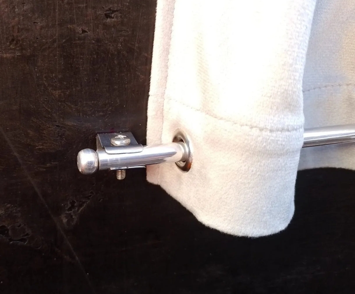 Set of curtains for VW Kombi vans up to 1975 (Corux model, Vovozinha model) and Kombi Clipper models up to 1996 low roof model