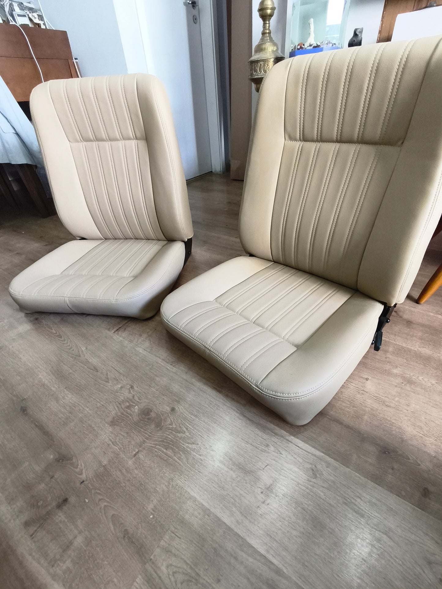 مقاعد لشركة فولكس فاجن لاين ARCOOLED BEETLE 1300-1303-1302