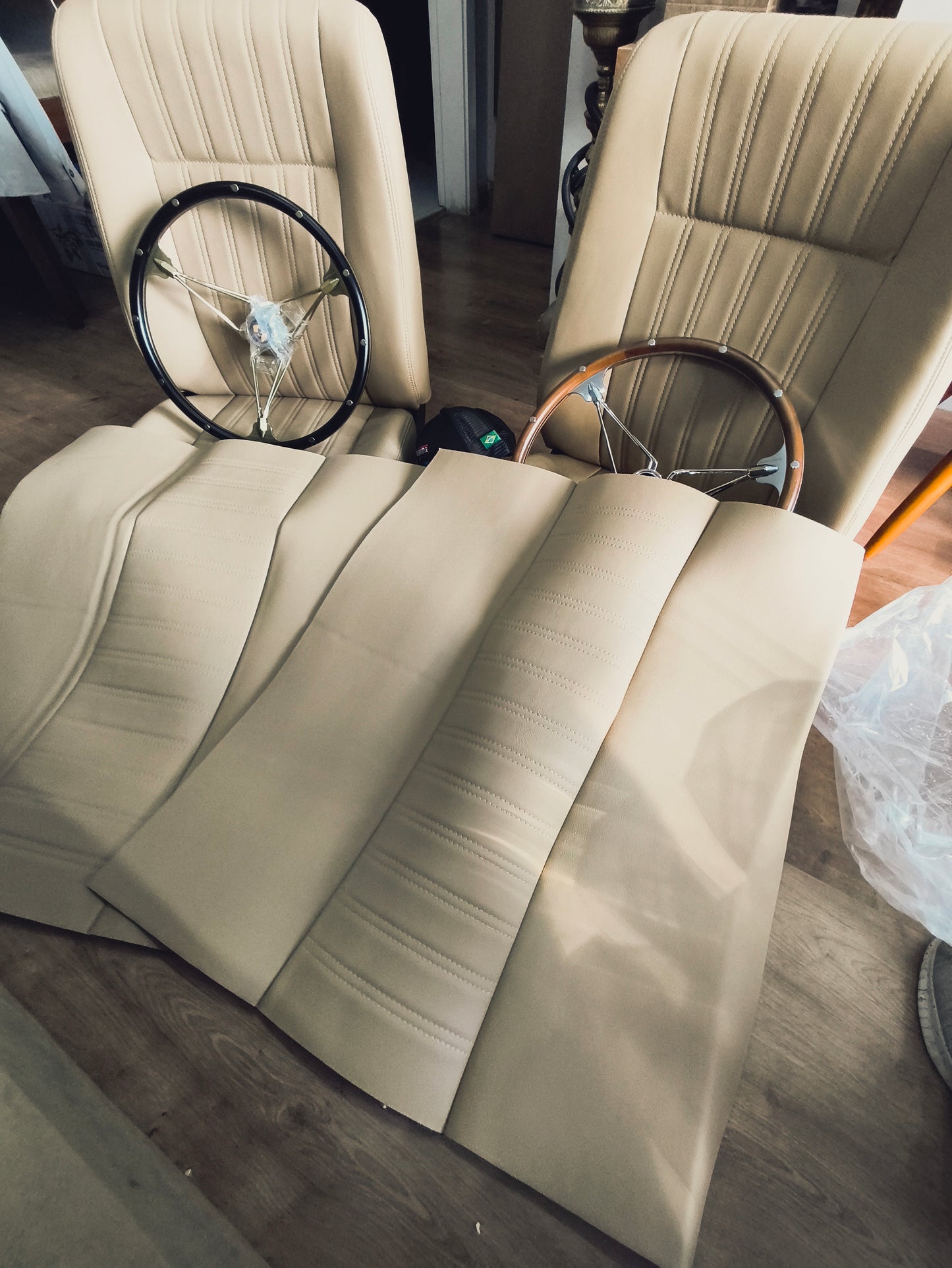 مقاعد لشركة فولكس فاجن لاين ARCOOLED BEETLE 1300-1303-1302