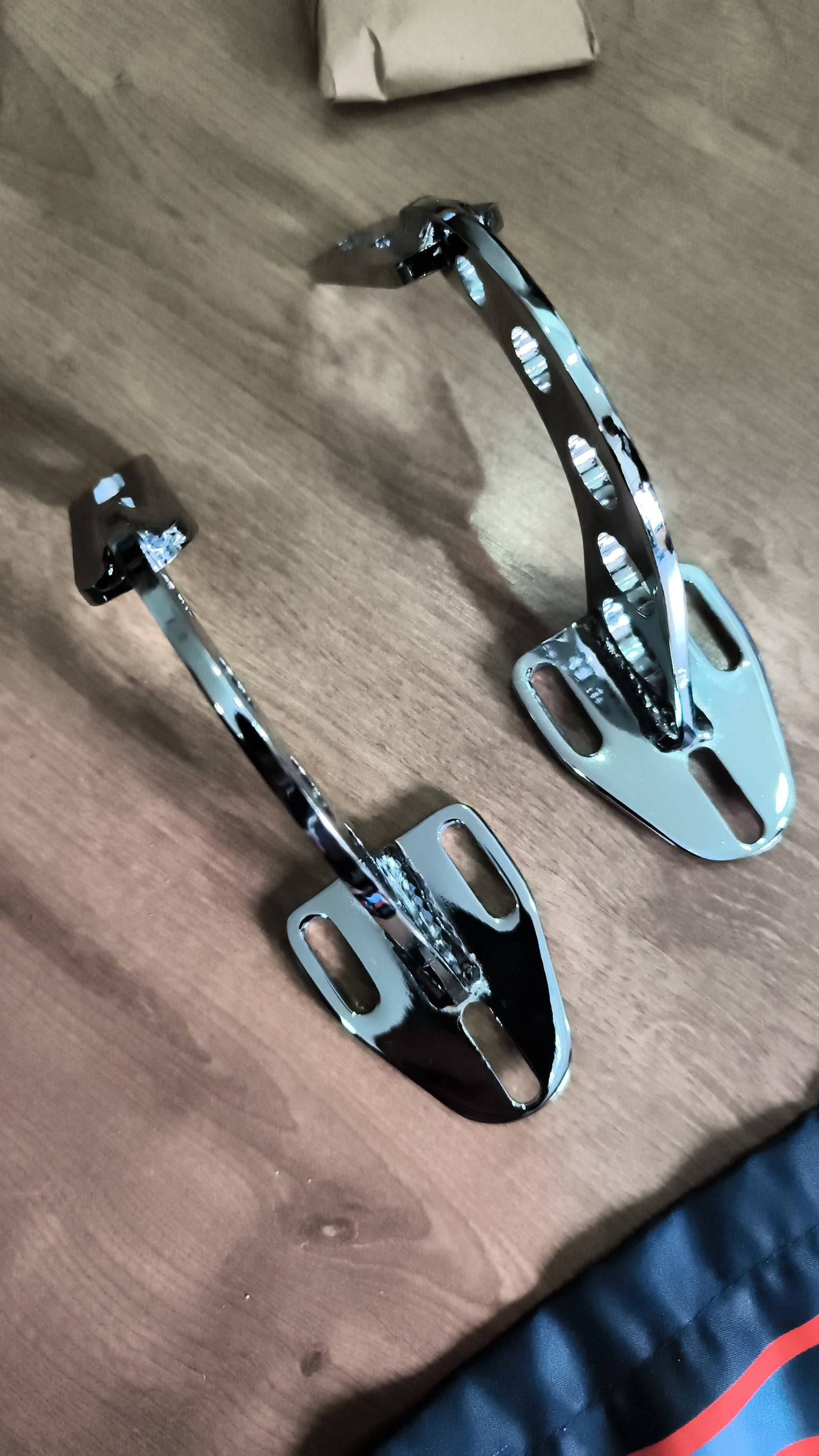 Classic Beetle Decklid hinge brackets, stock size/non-raw VW - chrome
