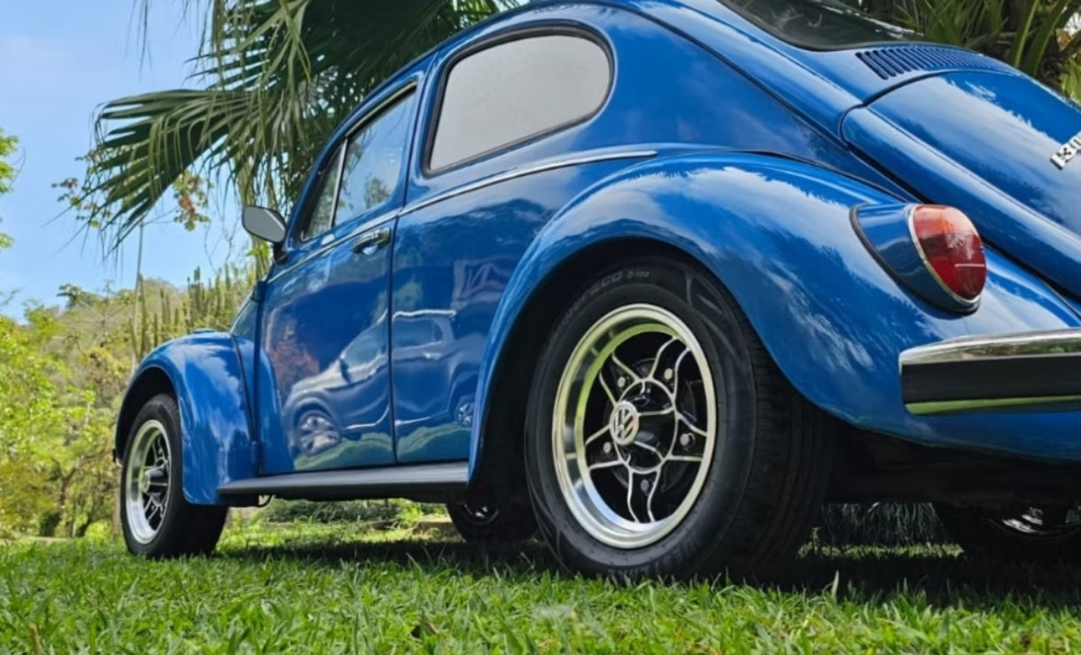 Set of 15-inch Castelinho wheels for VW Beetle, 6 inches wide, 5x205 bolt pattern, classic wheels.