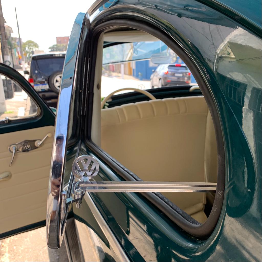 PAIR of Beetle tilting windows with extenders - coelho safari