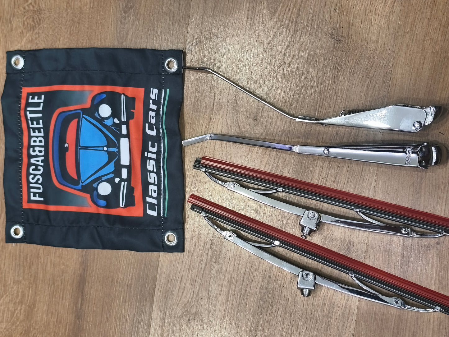 Vw Bug Wiper Arms & Wiper Blades, Left & Right Side Type 1 Vw Bug 65-67. Classic Volkswagen Bug Silver Wiper Arms & Blades 1965-67. Fits Left Or Right Side.