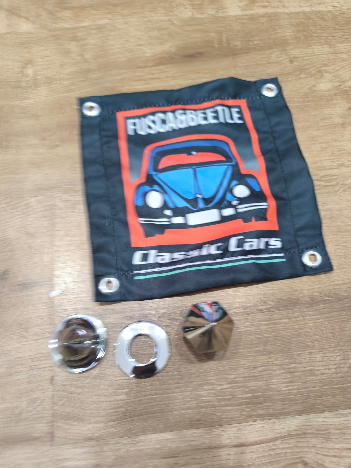 Chrome bolt for pyramid-type alternator pulley.