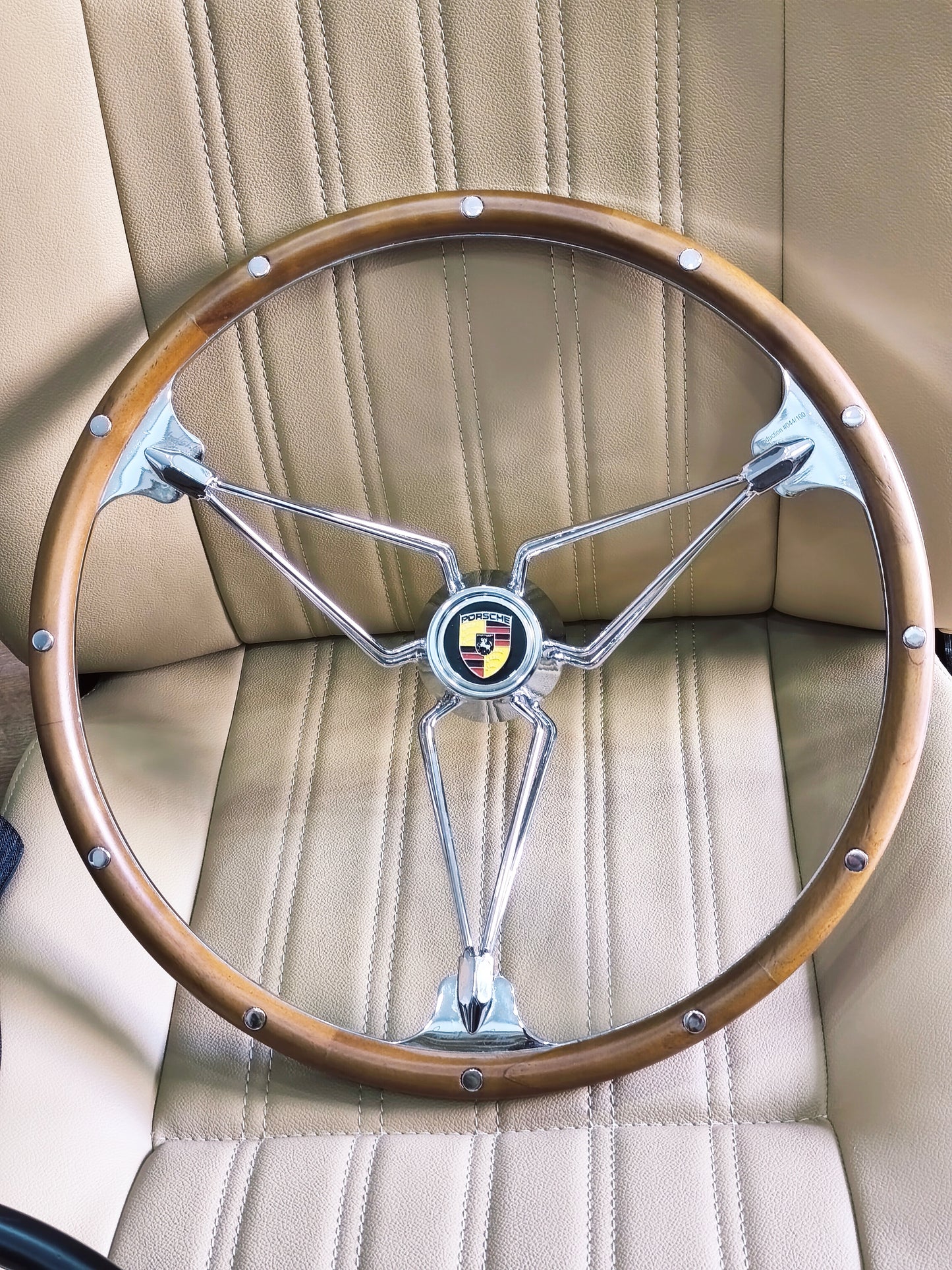 مقاعد لشركة فولكس فاجن لاين ARCOOLED BEETLE 1300-1303-1302