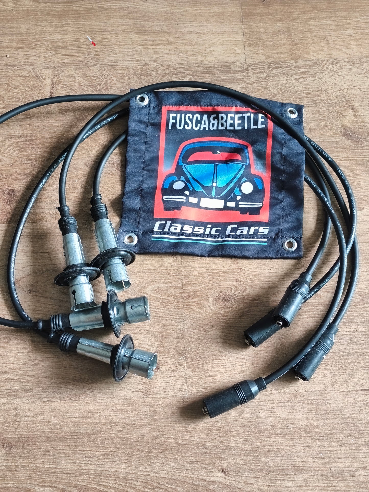 Ignition cable and spark plug assembly 27588 for VW Volkswagen Bug 1300 - 1500-1600 to 2337cc 8mm