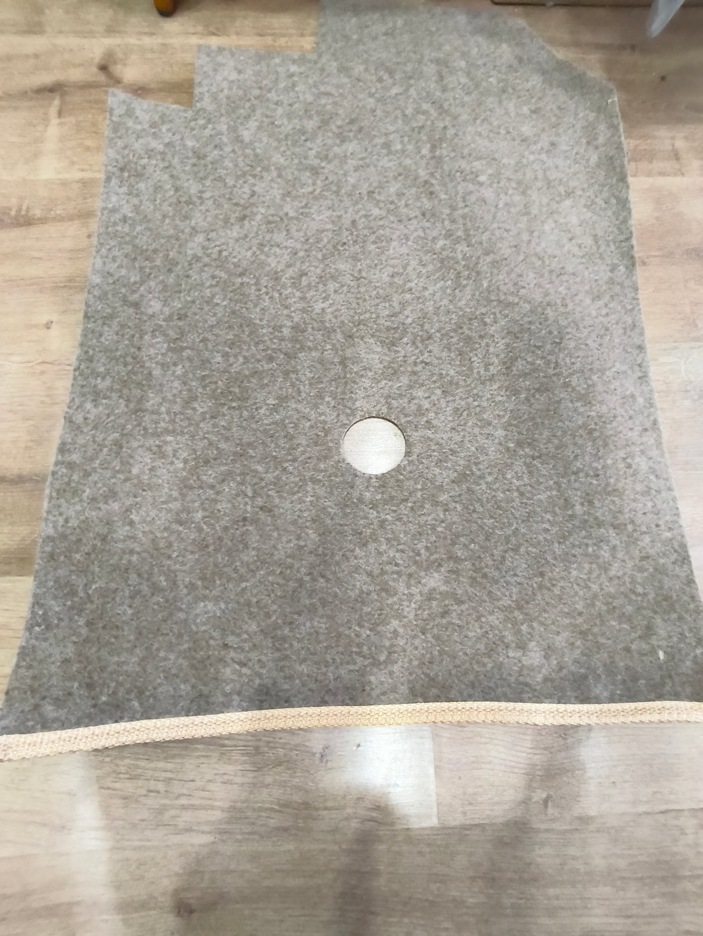 VW Carpet Kit 14pc. (With Footrest) 1955 -1996 VW Bug &  Super Beetle Sedan .