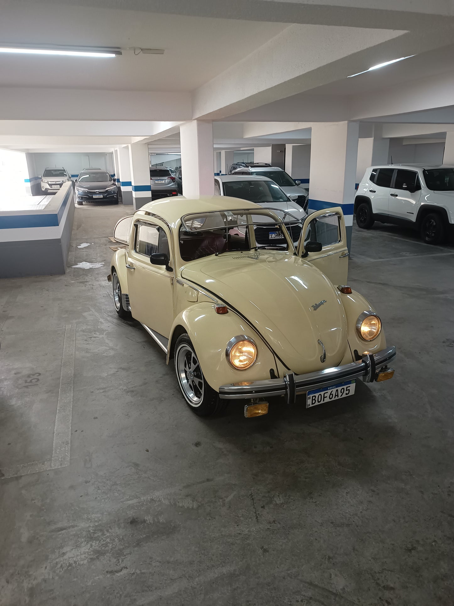 VW Bug Front Safari Window Beetle 1966-1973 (without GLASS)