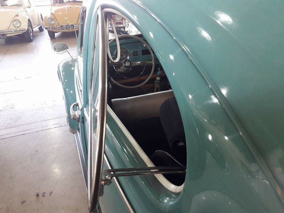 PAIR of Beetle tilting windows with extenders - coelho safari