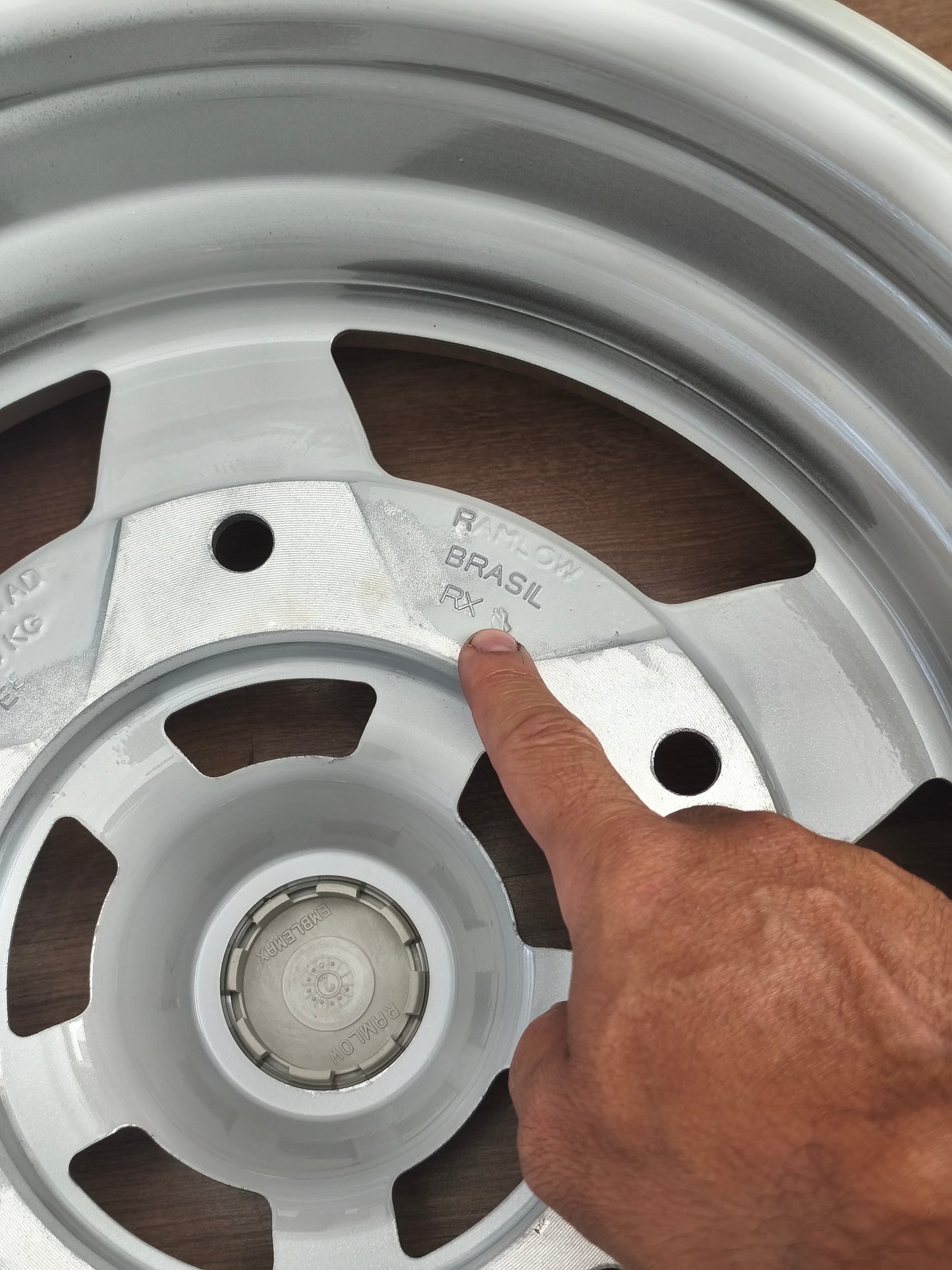 Set of 15-inch Castelinho wheels for VW Beetle, 6 inches wide, 5x205 bolt pattern, classic wheels.