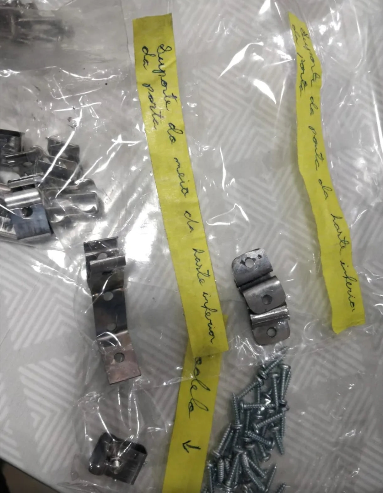 Set of curtains for VW Kombi vans up to 1975 (Corux model, Vovozinha model) and Kombi Clipper models up to 1996 low roof model
