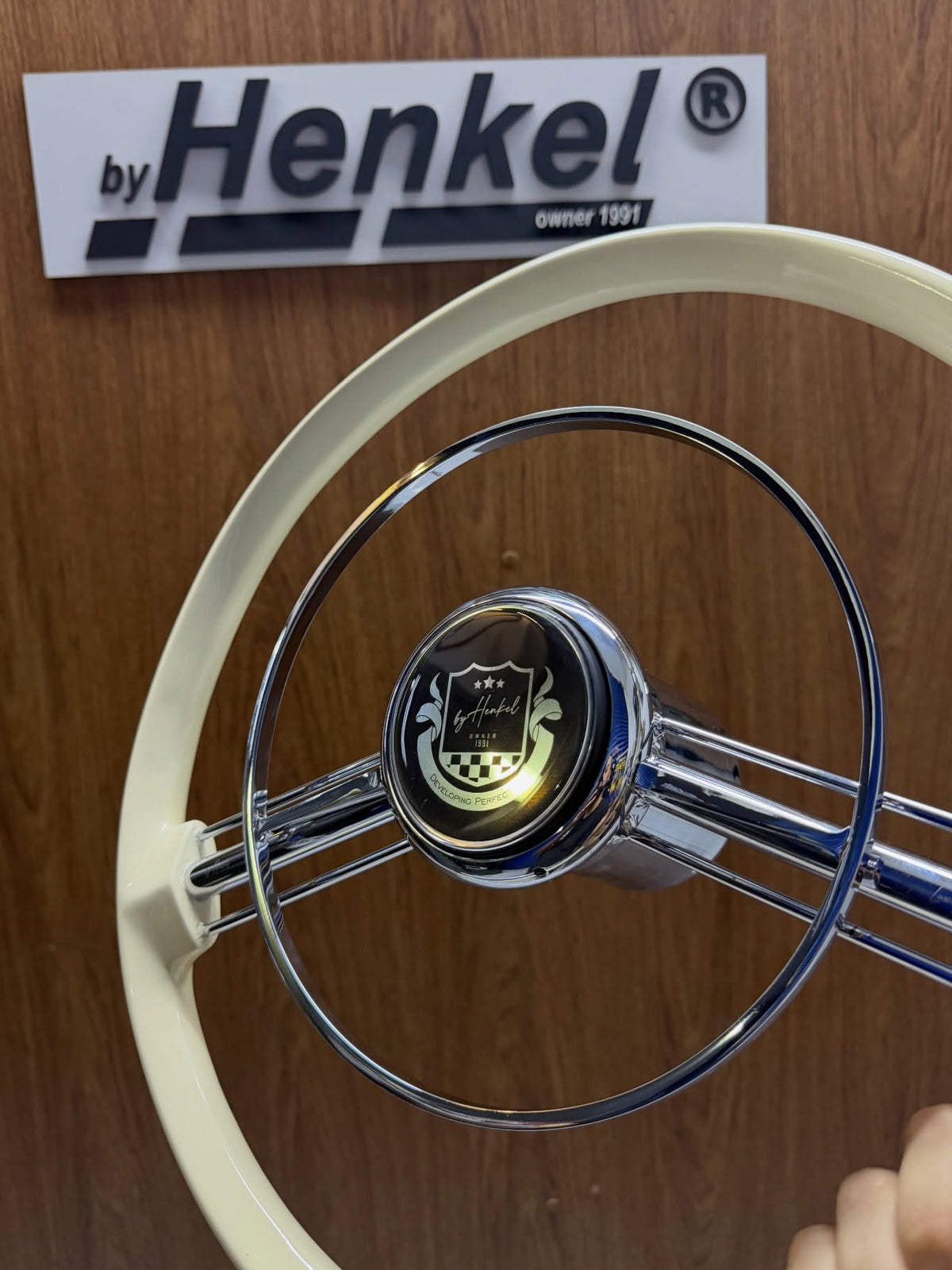 Steering wheel byHenkel SW.356A - SUPER LUXURY SERIES