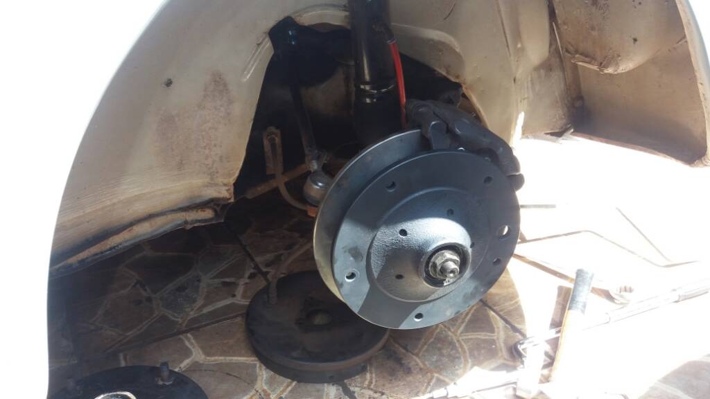 front disc brake kit for VW 1966-1967 standard 5-seater VW ball joint.