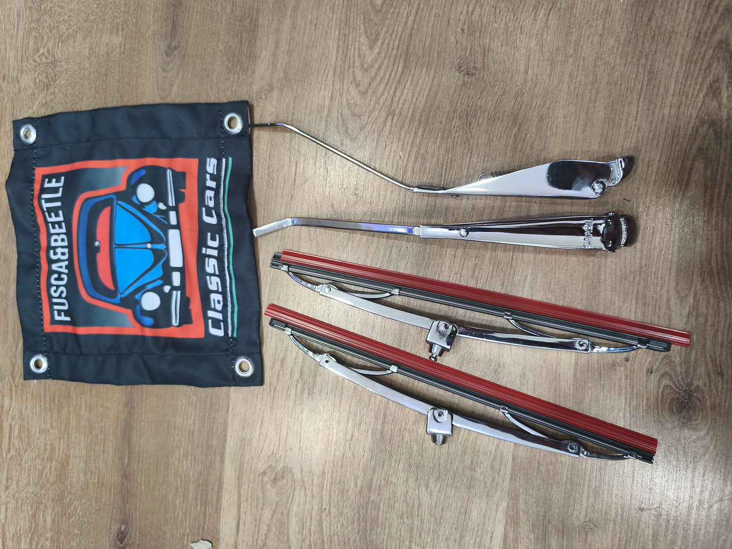 Vw Bug Wiper Arms & Wiper Blades, Left & Right Side Type 1 Vw Bug 65-67. Classic Volkswagen Bug Silver Wiper Arms & Blades 1965-67. Fits Left Or Right Side.